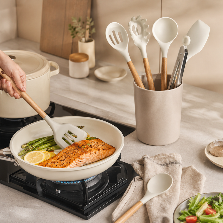 SPATZO Silicone Kitchen Utensil Set – Pack of 6 Beige